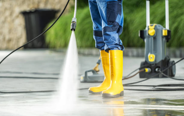 Best Pressure Washing Contractors  in Houserville, PA